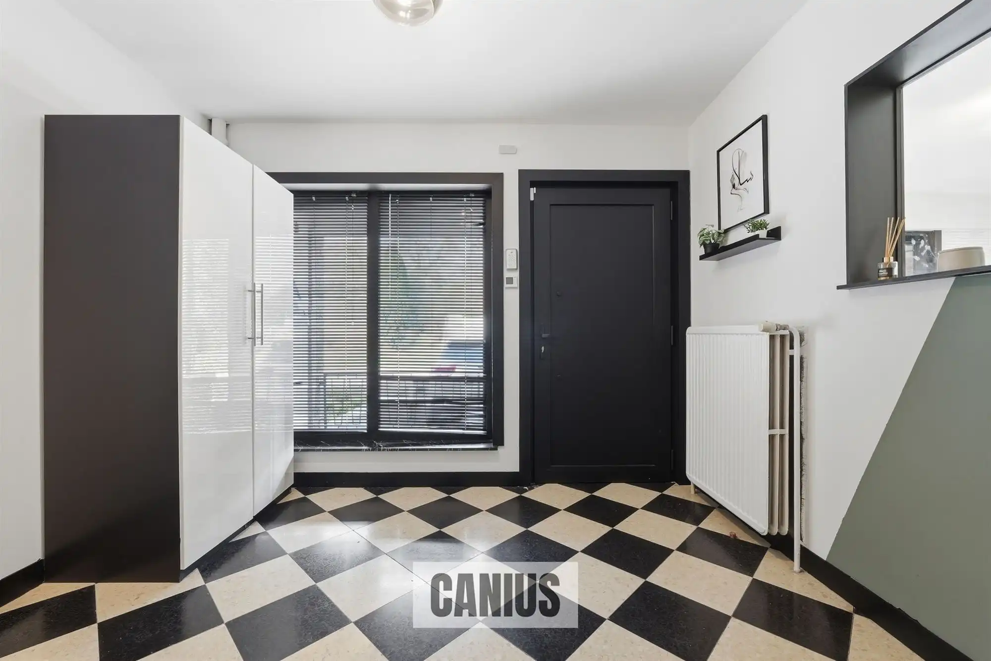 GERENOVEERDE OPEN BEBOUWING MET VIER SLAAPKAMERS foto 14