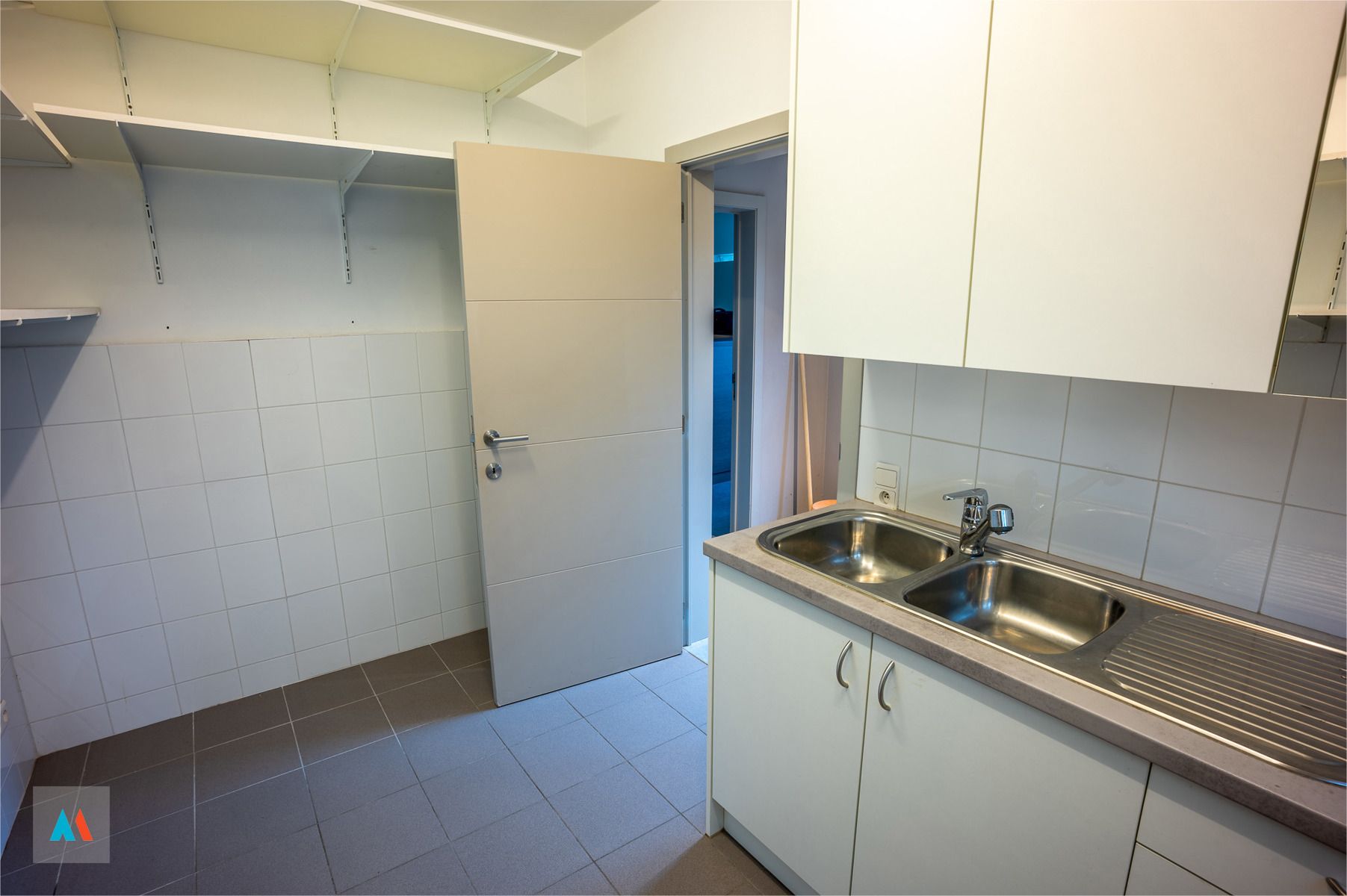 Eéngezinswoning met mooie, aangelegde tuin foto 24