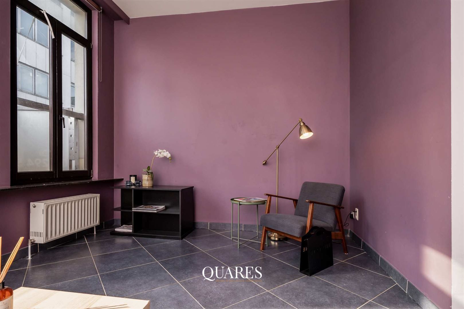 Instapklaar app. met terras in historisch centrum foto 4