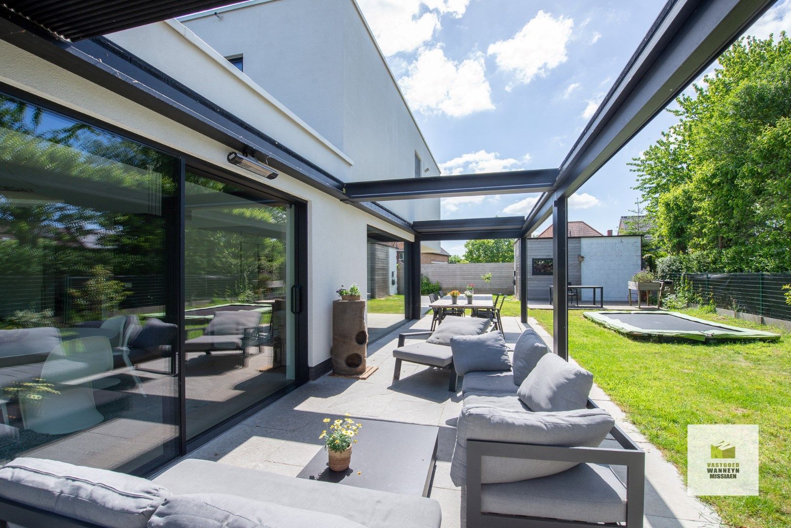 Exclusieve moderne en energiezuinige villa op 950m2 te centrum Wingene foto 33