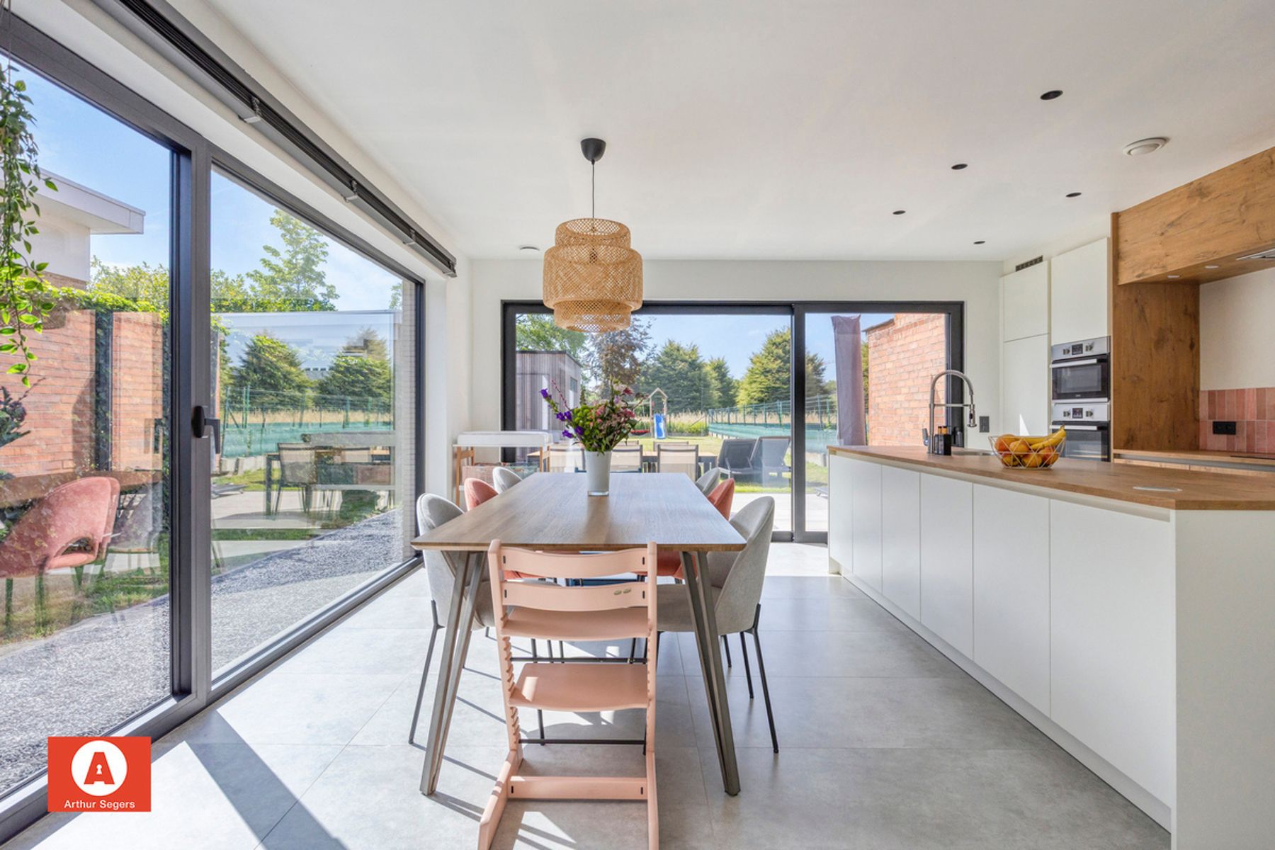 Halfopen BEN-woning met zonnige tuin en 4 slaapkamers foto 7