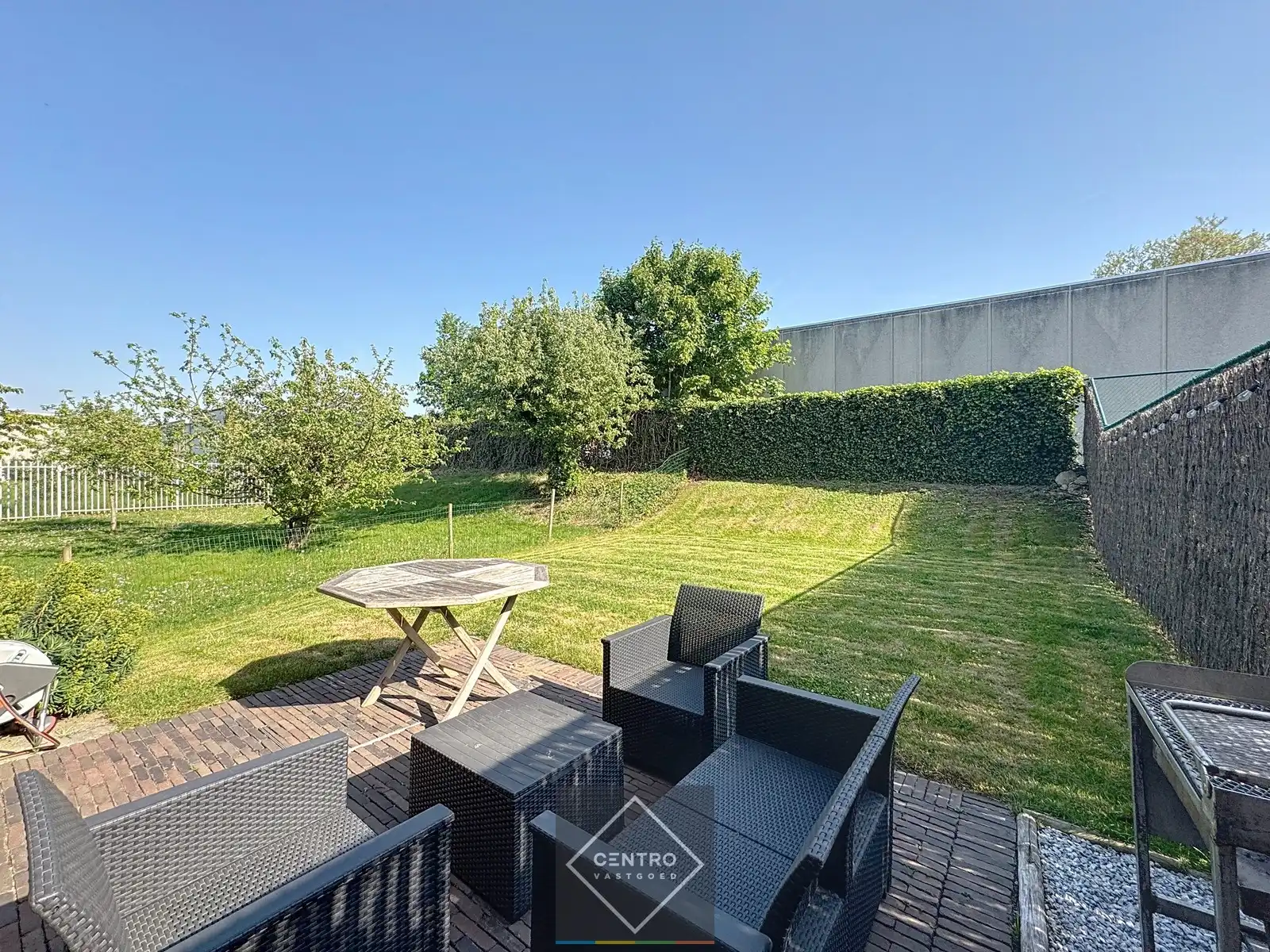 Leuke woning met alle COMFORT met 3 slpks, garage en ZUIDger. tuin! foto 18