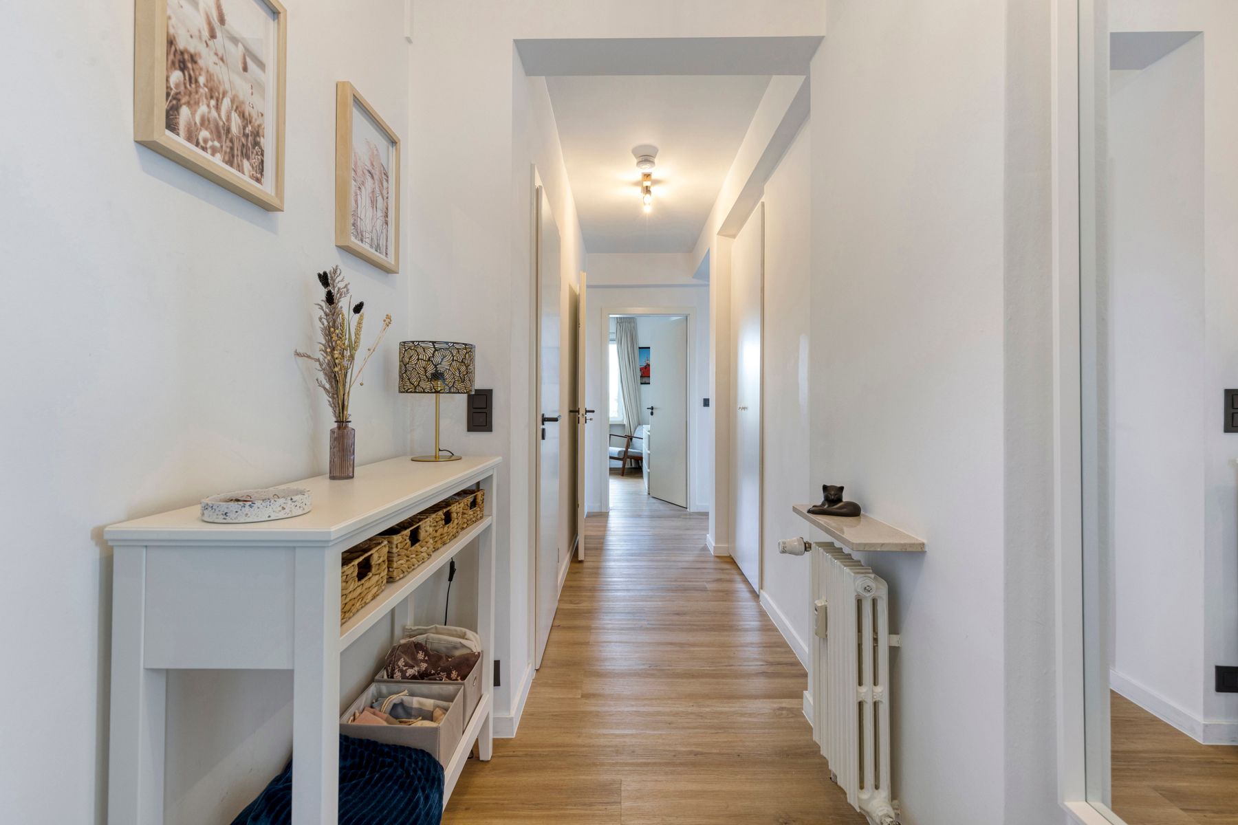 Centraal gelegen gerenoveerd appartement | Station Brugge foto 17