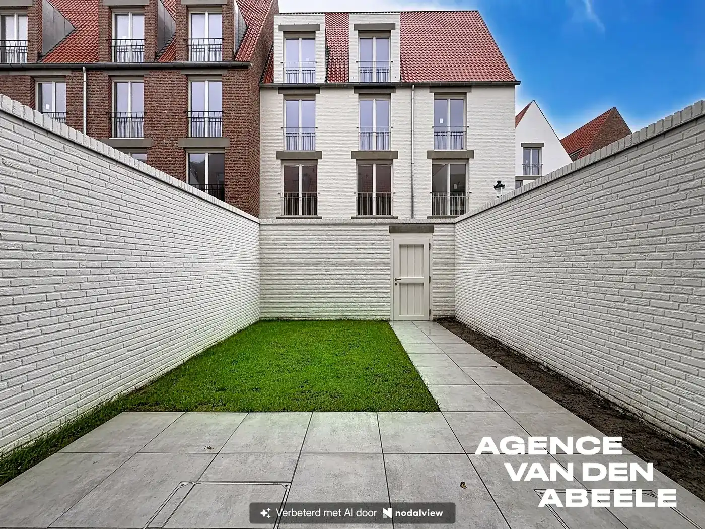 Prachtige nieuwbouwwoning met garage en tuin foto 10