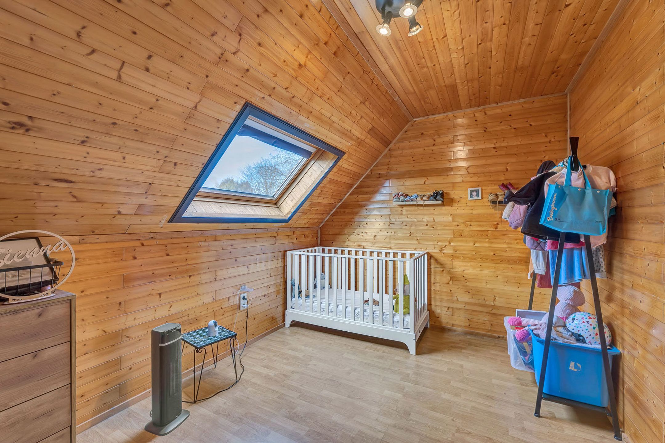 Gezellige woning met ruime tuin foto 16