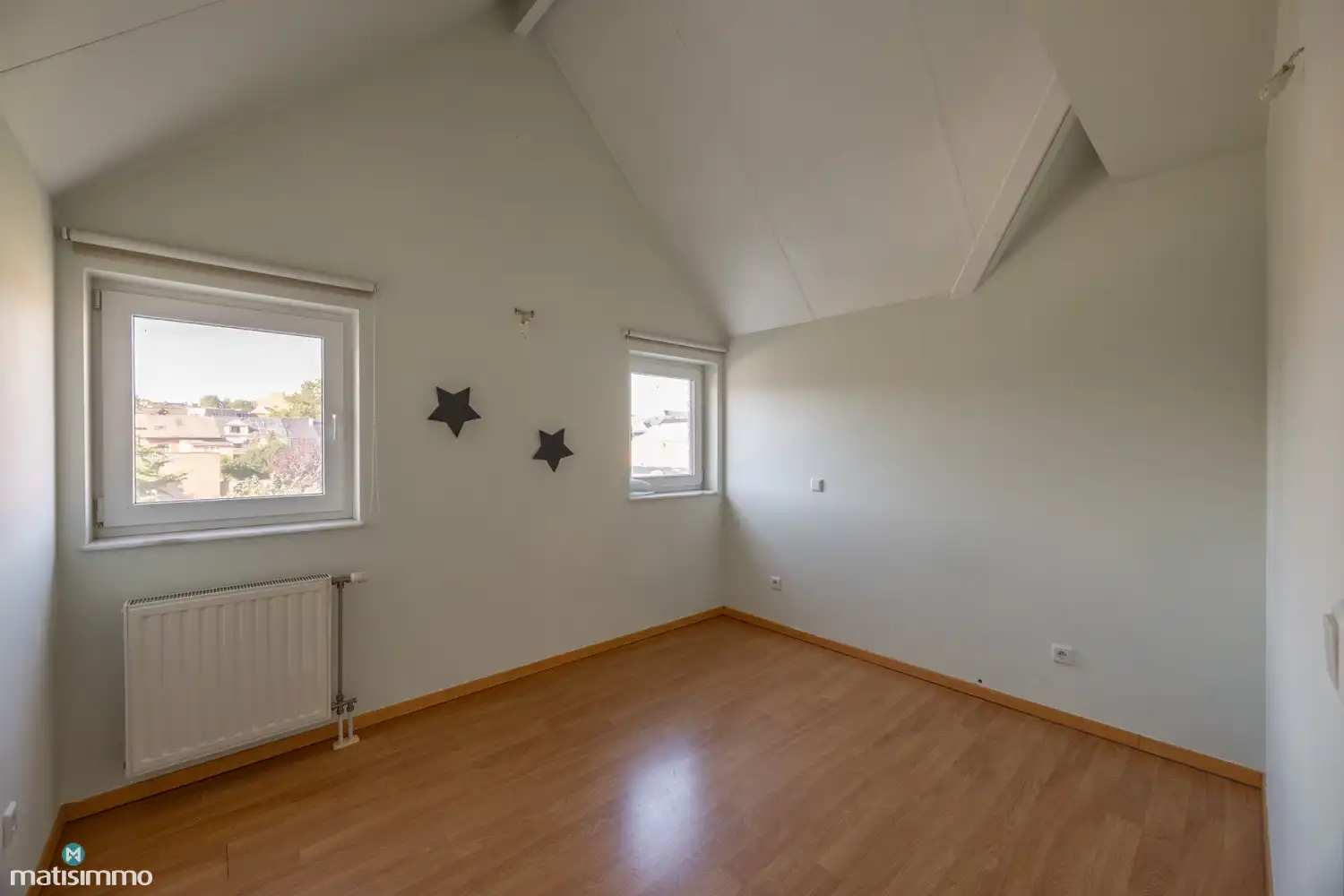 INSTAPKLAAR APPARTEMENT MET 2 SLAAPKAMERS, 3 BALKONS, ZOLDERBERGING (+ OPTIONEEL:  CREËREN VAN AUTOSTAANPLAATS) foto 14