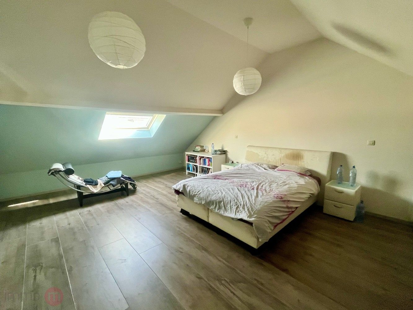 Gerenoveerde woning met 3 slaapkamers, tuin en garage. foto 27
