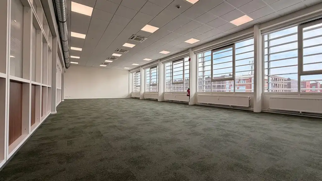 Mooi instapklaar kantoor te huur in Ceka Center Antwerpen foto 2