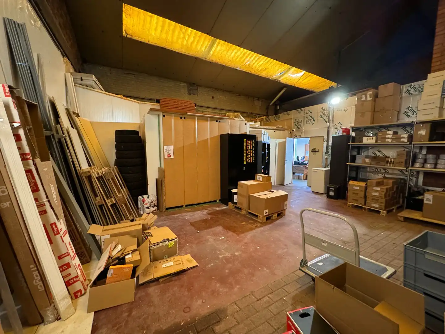 Magazijn/opslagruimte nabij centrum Aalst foto 3