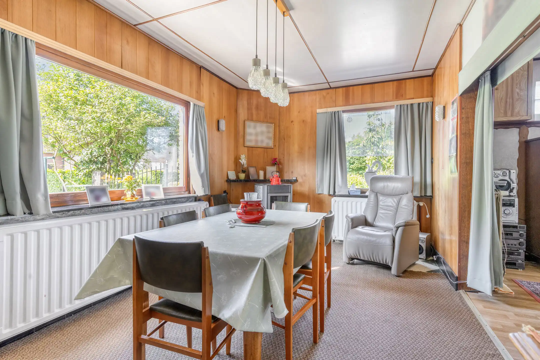 Uniek gelegen, zeer ruime woning op 70 are in Begijnendijk foto 5