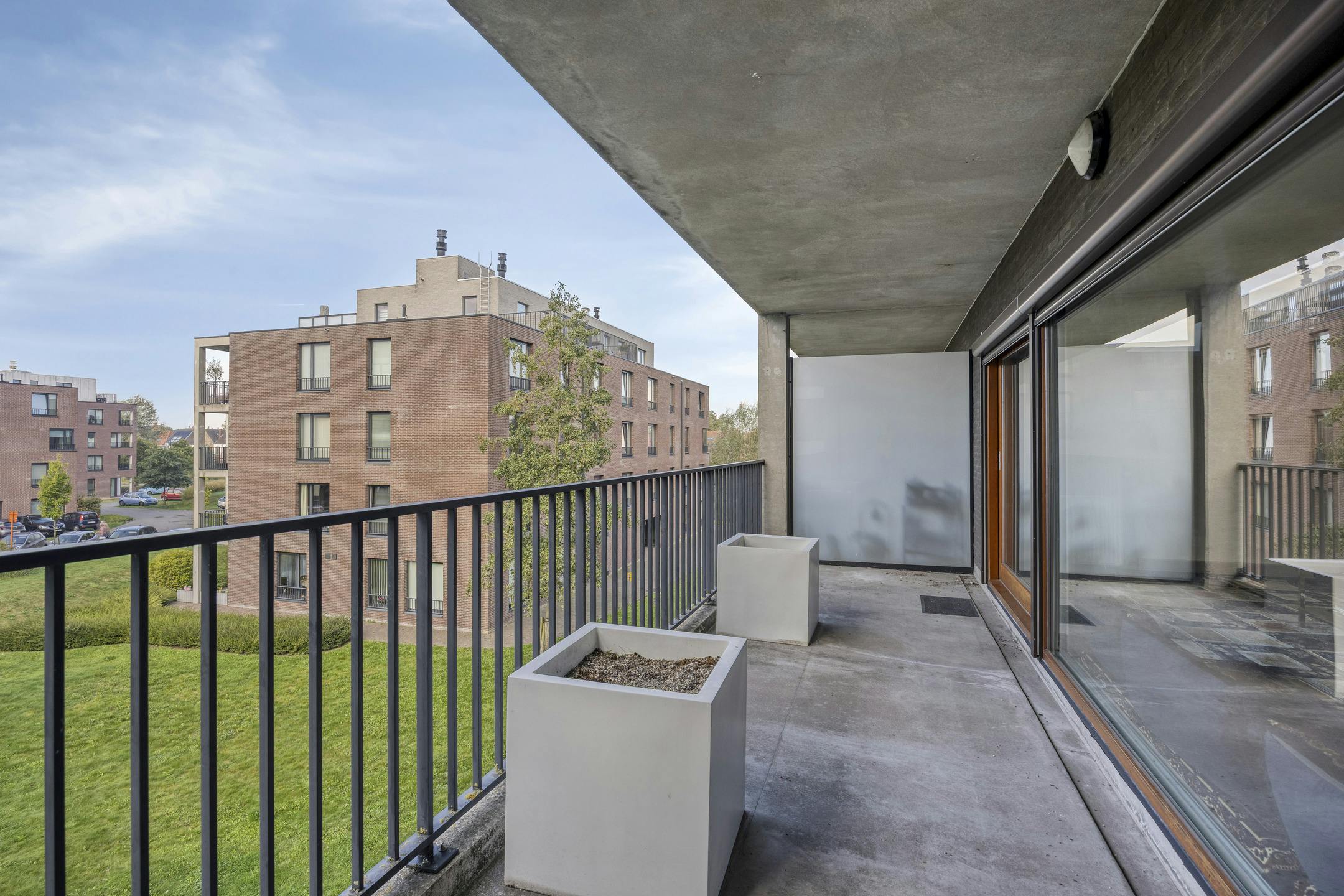 Appartement te koop in Brugge met 2 slaapkamers en terras foto 4