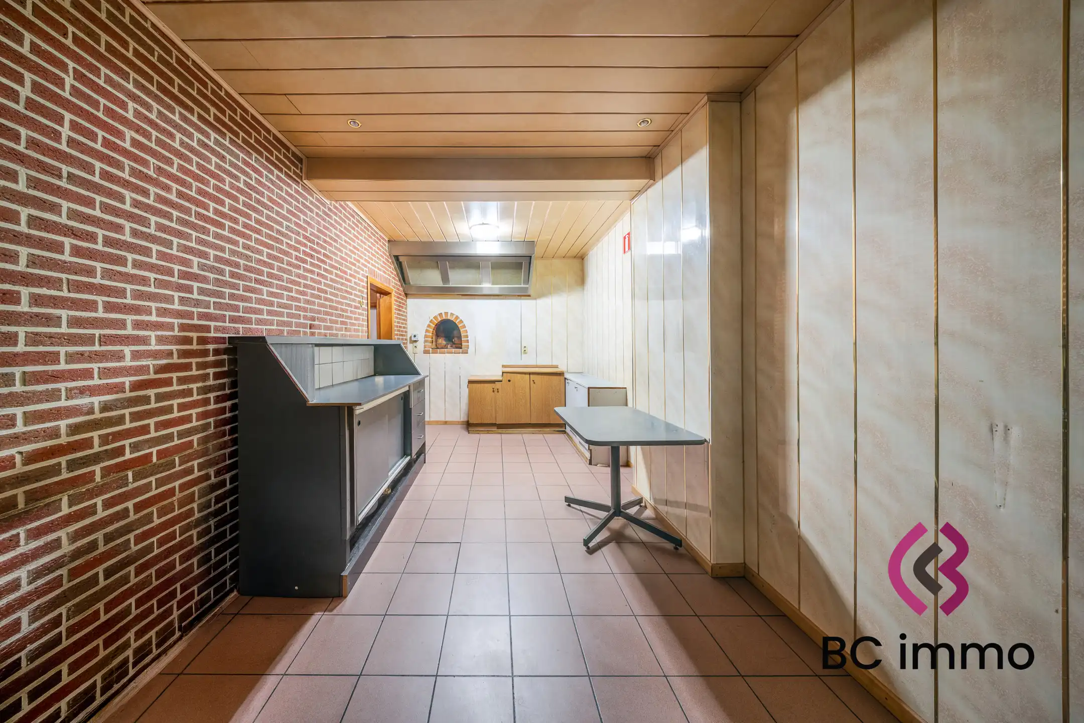 Karaktervolle woning met 3 slaapkamers vlak bij het centrum van Genk foto 6