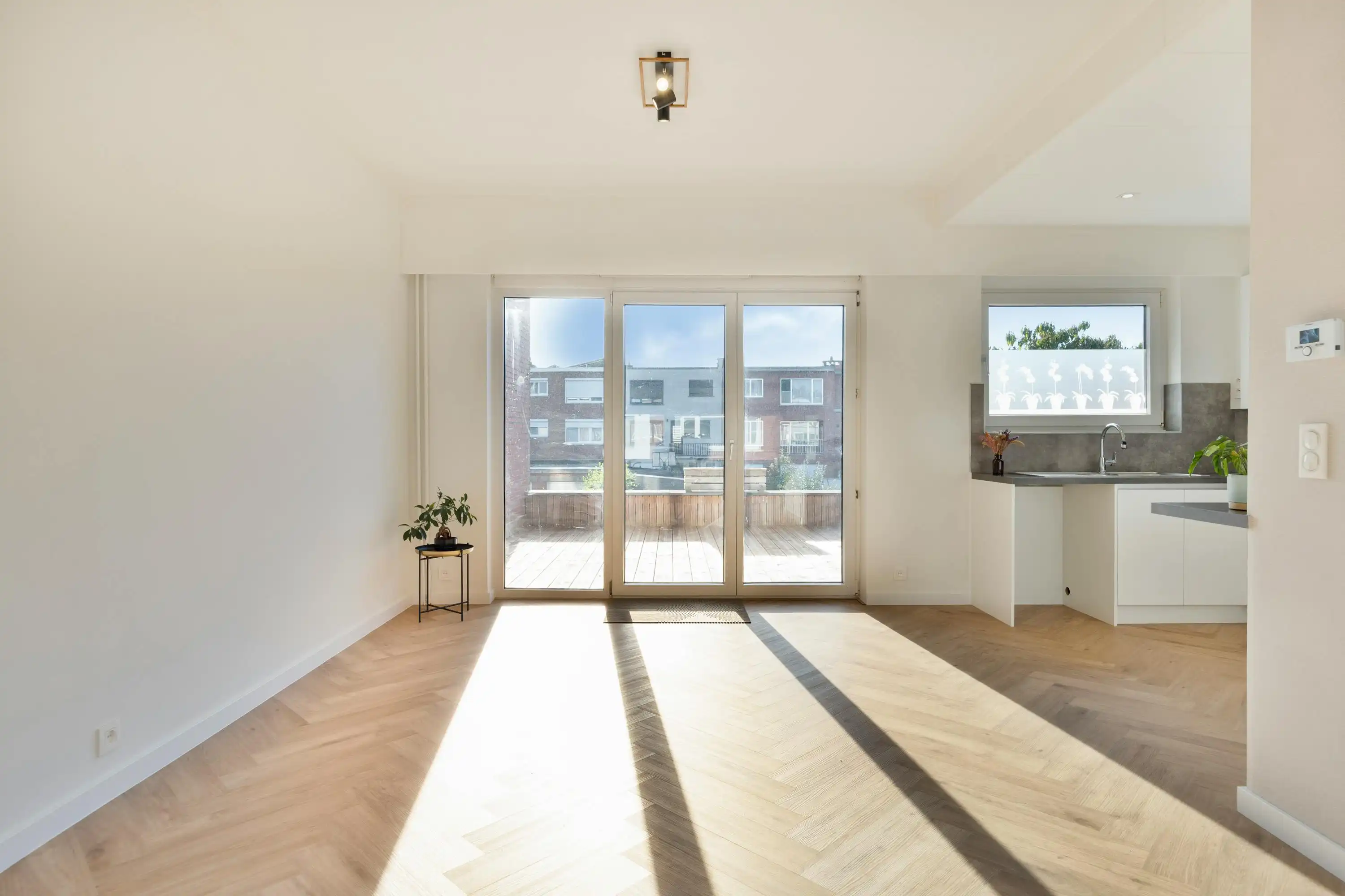 Instapklaar huis met 3 slaapkamers te koop in Kapellen! foto 9