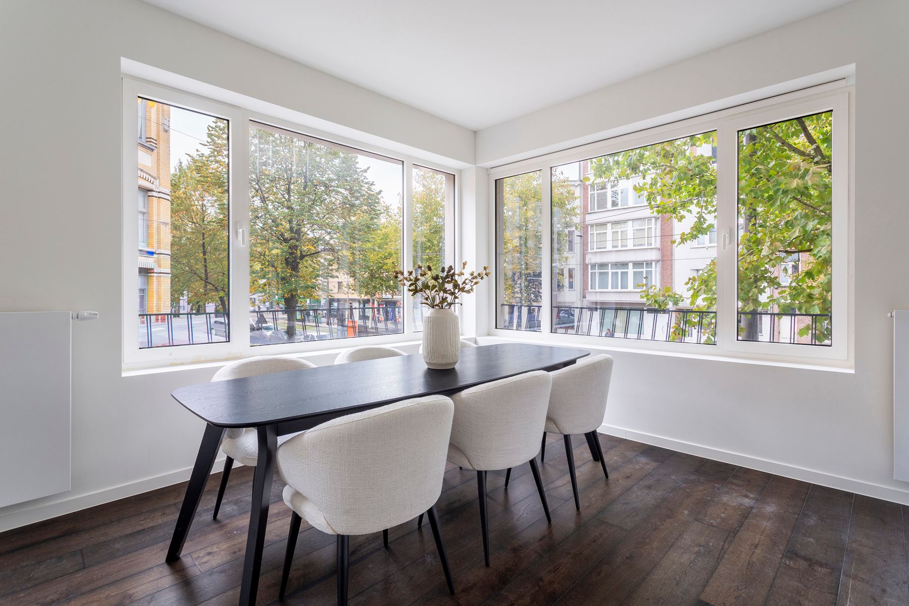 Stijlvol gerenoveerd appartement op toplocatie! foto 2