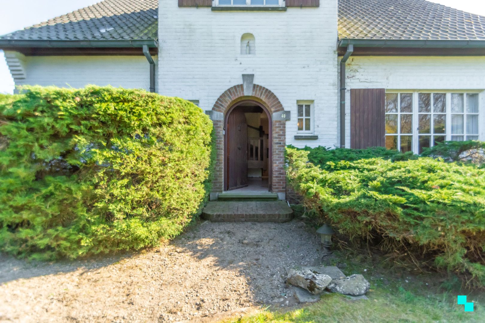 Te renoveren villa met vijf slaapkamers te Melle foto 5