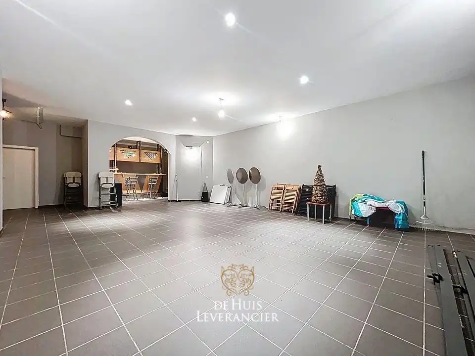 Exclusieve villa op uitzonderlijk perceel van 1 767 m², grenzend aan natuurgebied foto 68