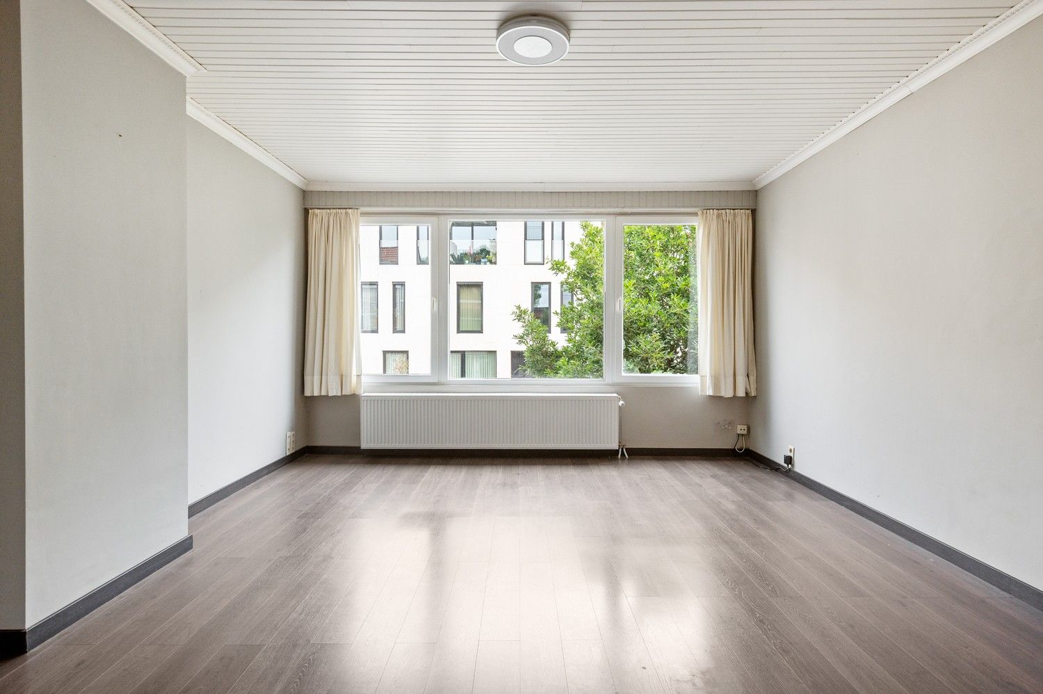 Huis met 1 slaapkamer, garage en terras in het centrum van Wijnegem! foto 11