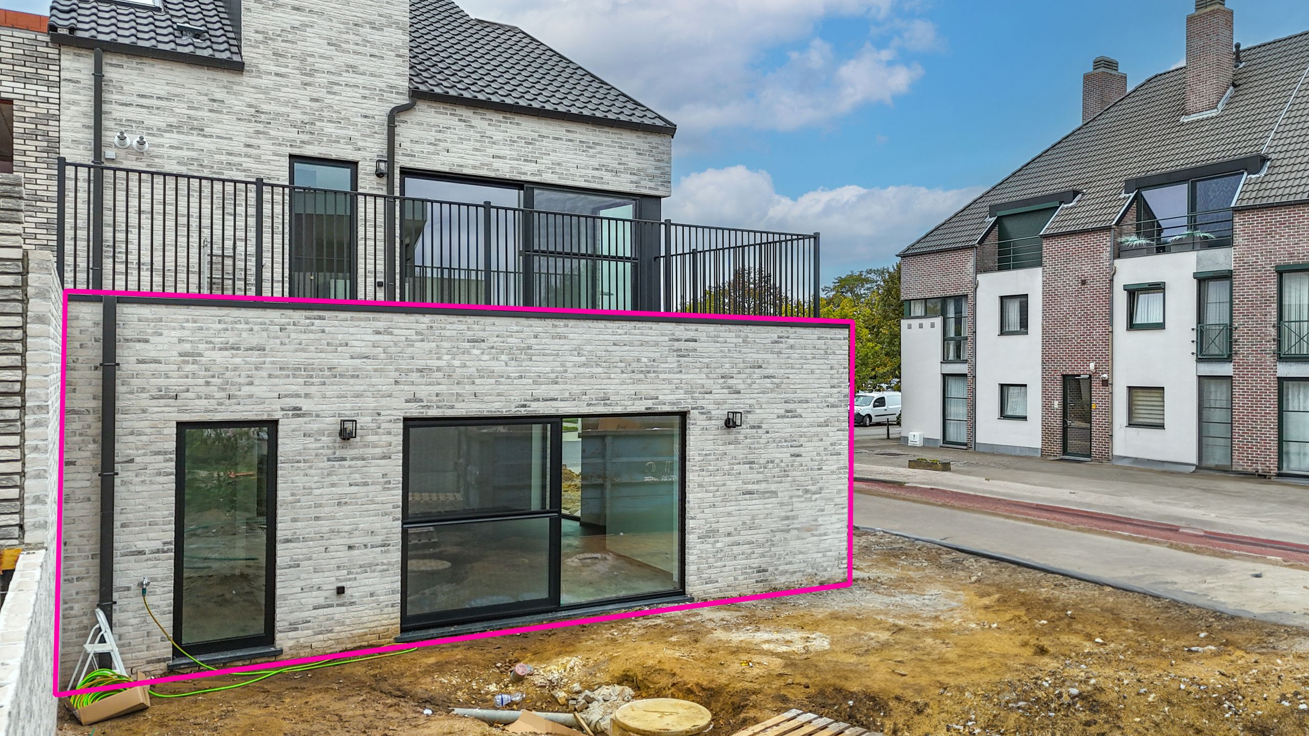 Nieuwbouwappartement met 3 slaapkamers en tuin! foto 33