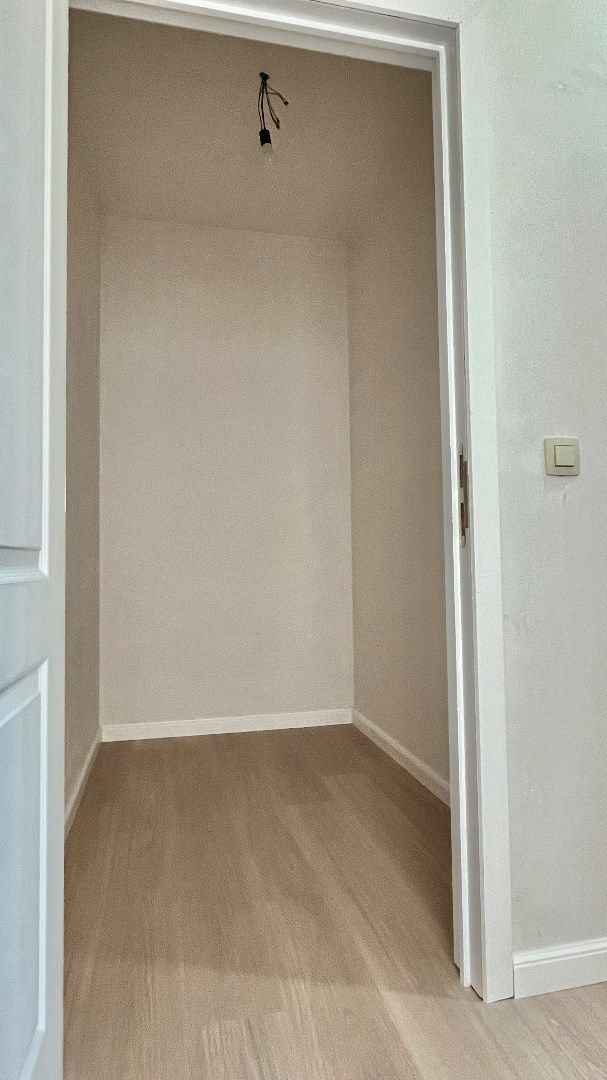 Grote woning met 3 kamers, veel bergruimte en een stadstuin foto 8