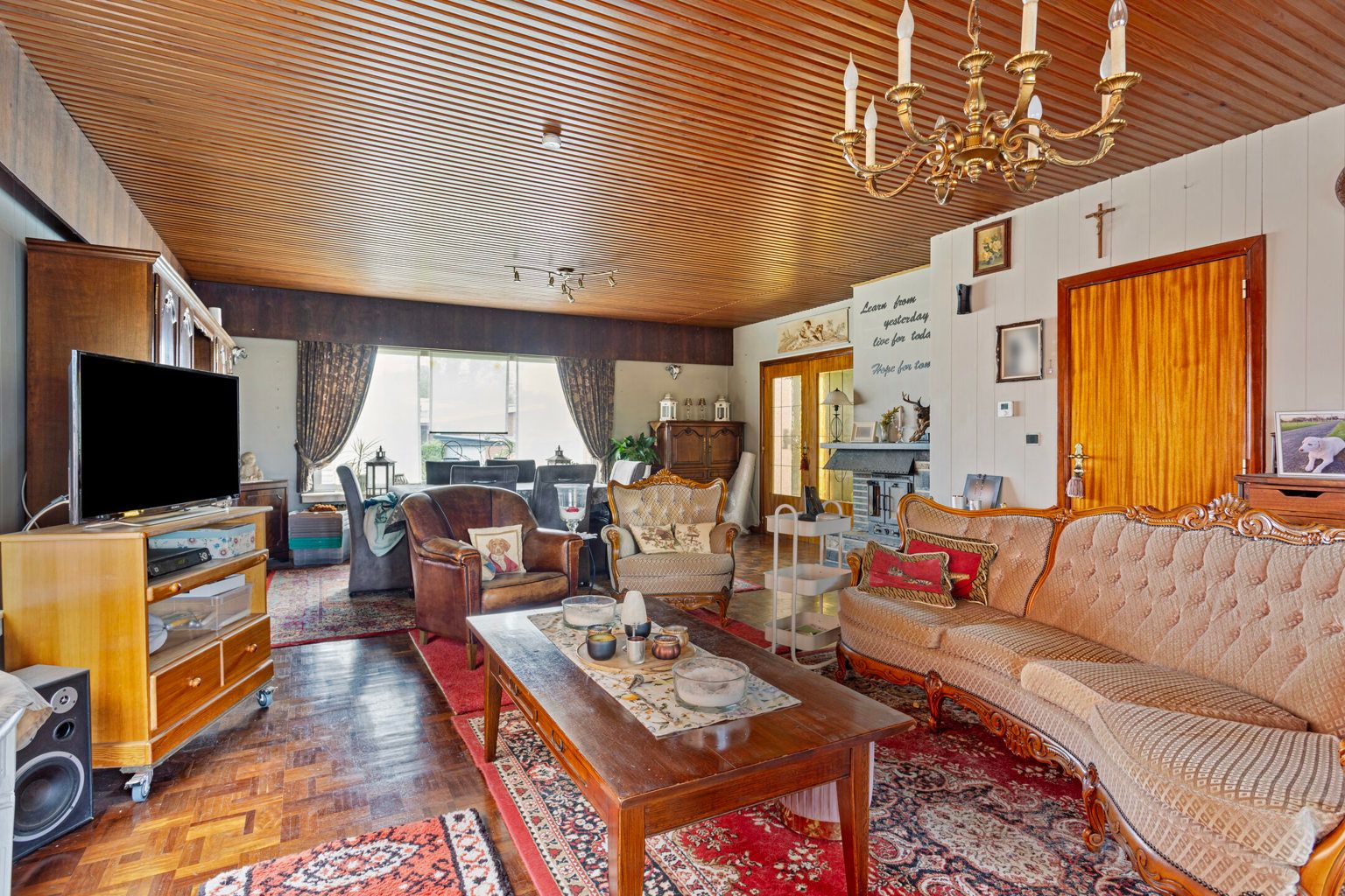 Gunstig gelegen woning met mogelijkheden foto 8