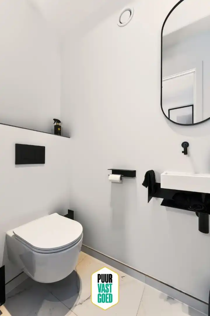 Recent, gezellig appartement met luxe en comfort foto 15