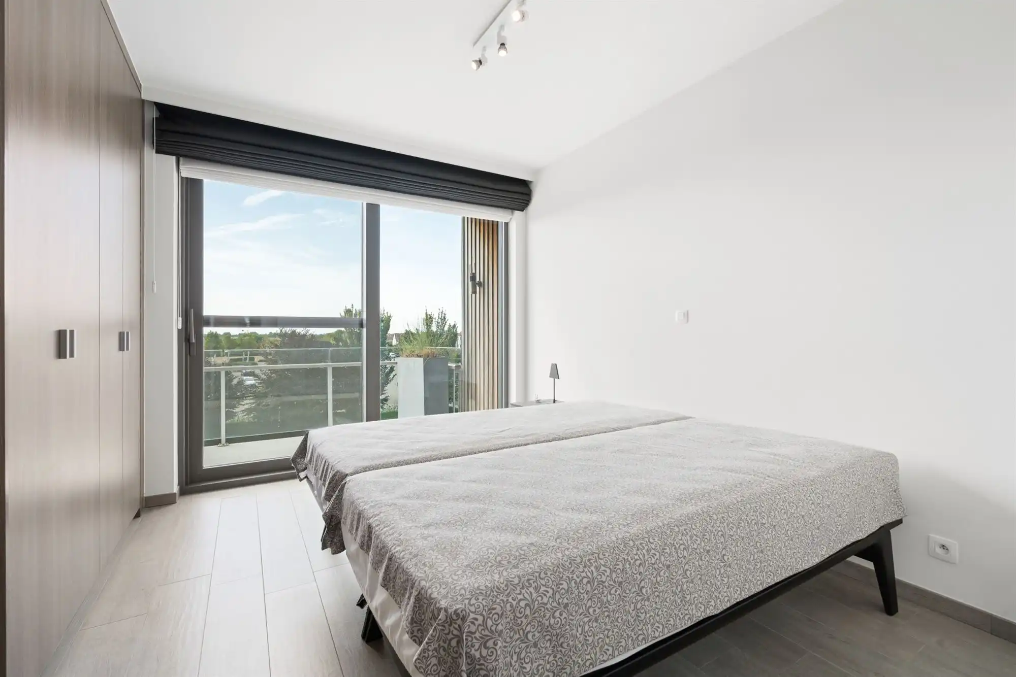 LICHTRIJK APPARTEMENT MET TWEE TERRASSEN foto 14