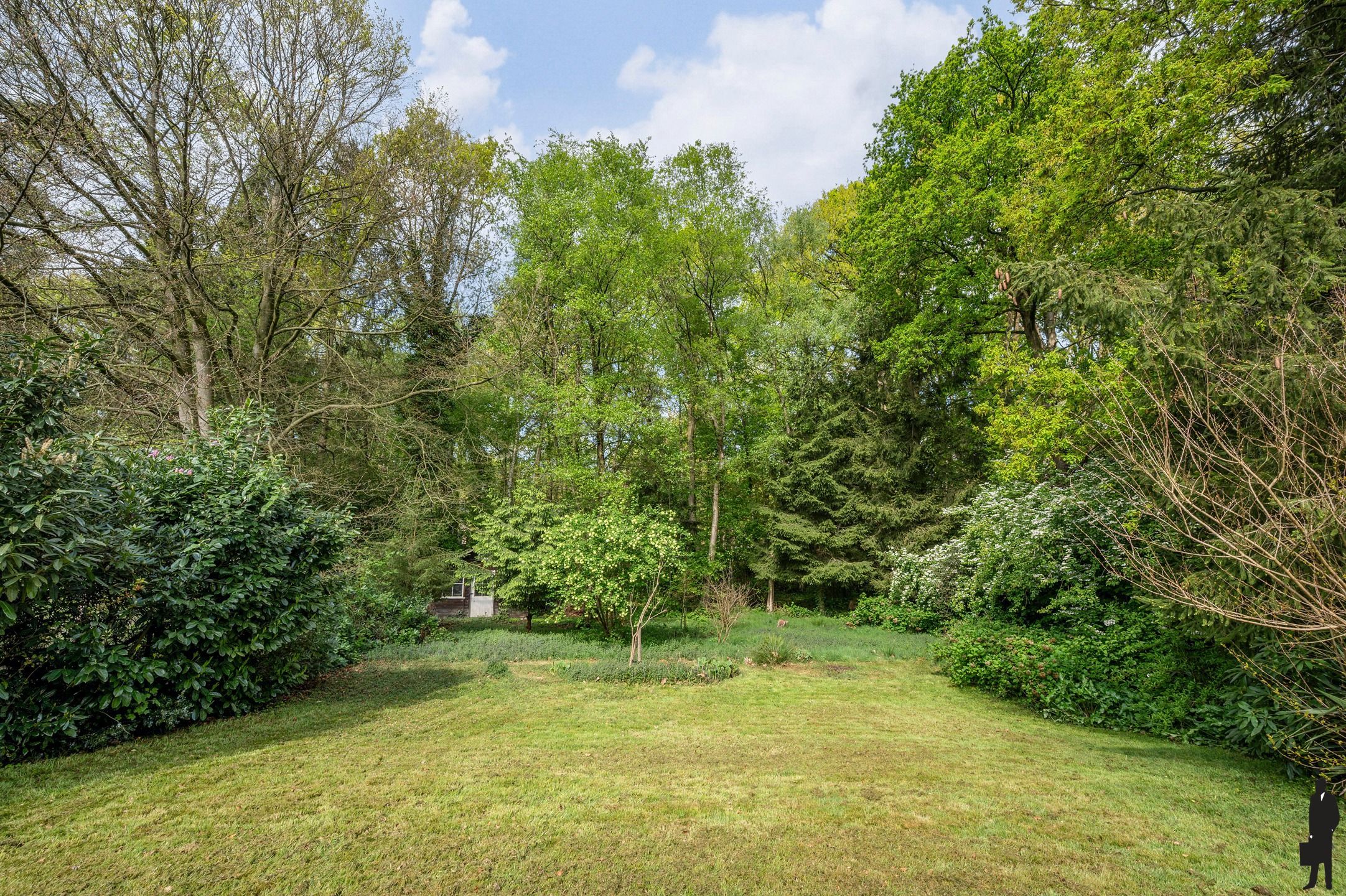 Goed onderhouden villa op centrale locatie foto 24