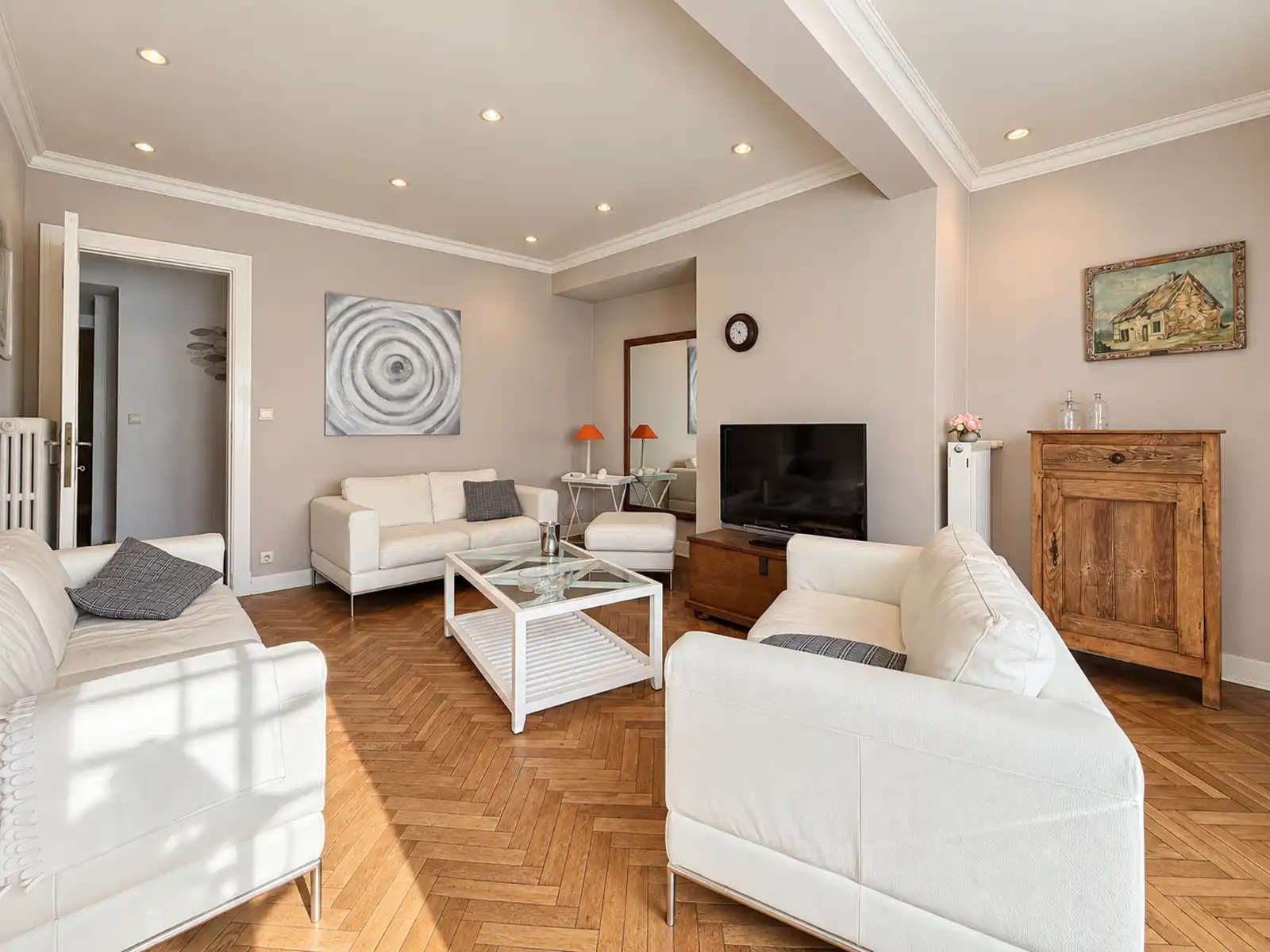 Gemeubeld karaktervol appartement op toplocatie - Het Zoute foto 4