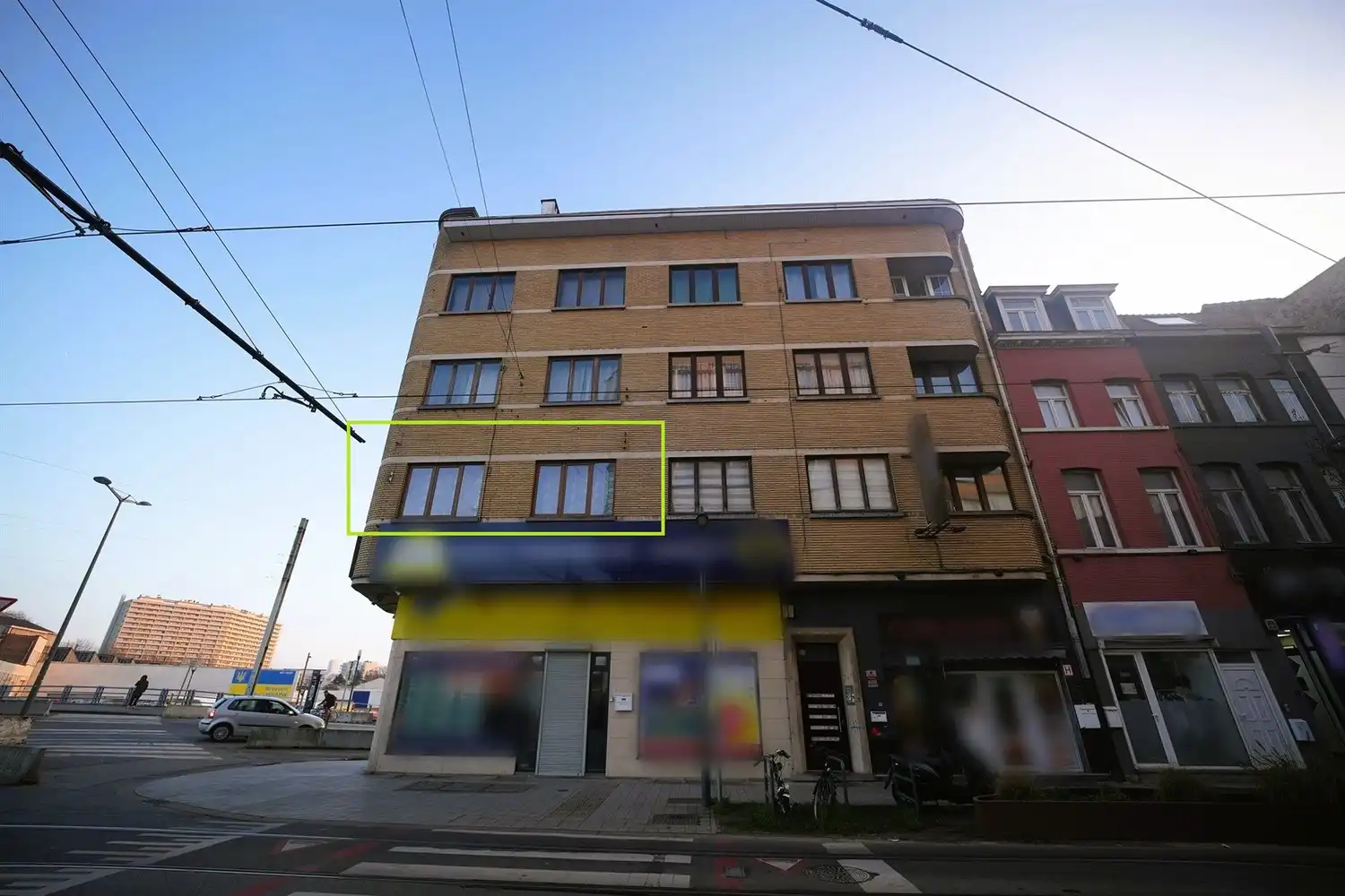 Gezellig appartement met 1 slaapkamer en terras op toplocatie in Anderlecht foto {{pictureIndex}}