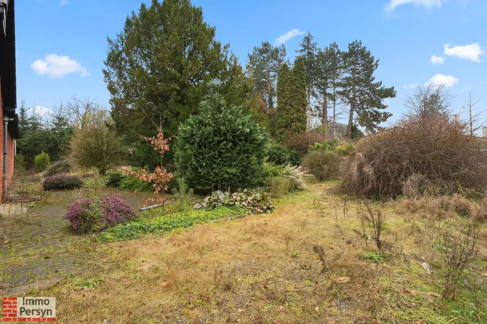 Strategisch gelegen projectgrond met ruime loods en veel potentieel foto 13