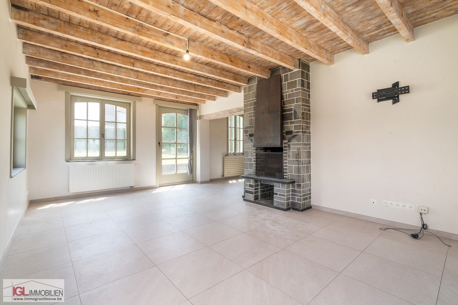 Charmante gerenoveerde hoeve met 4 slaapkamers! foto 12