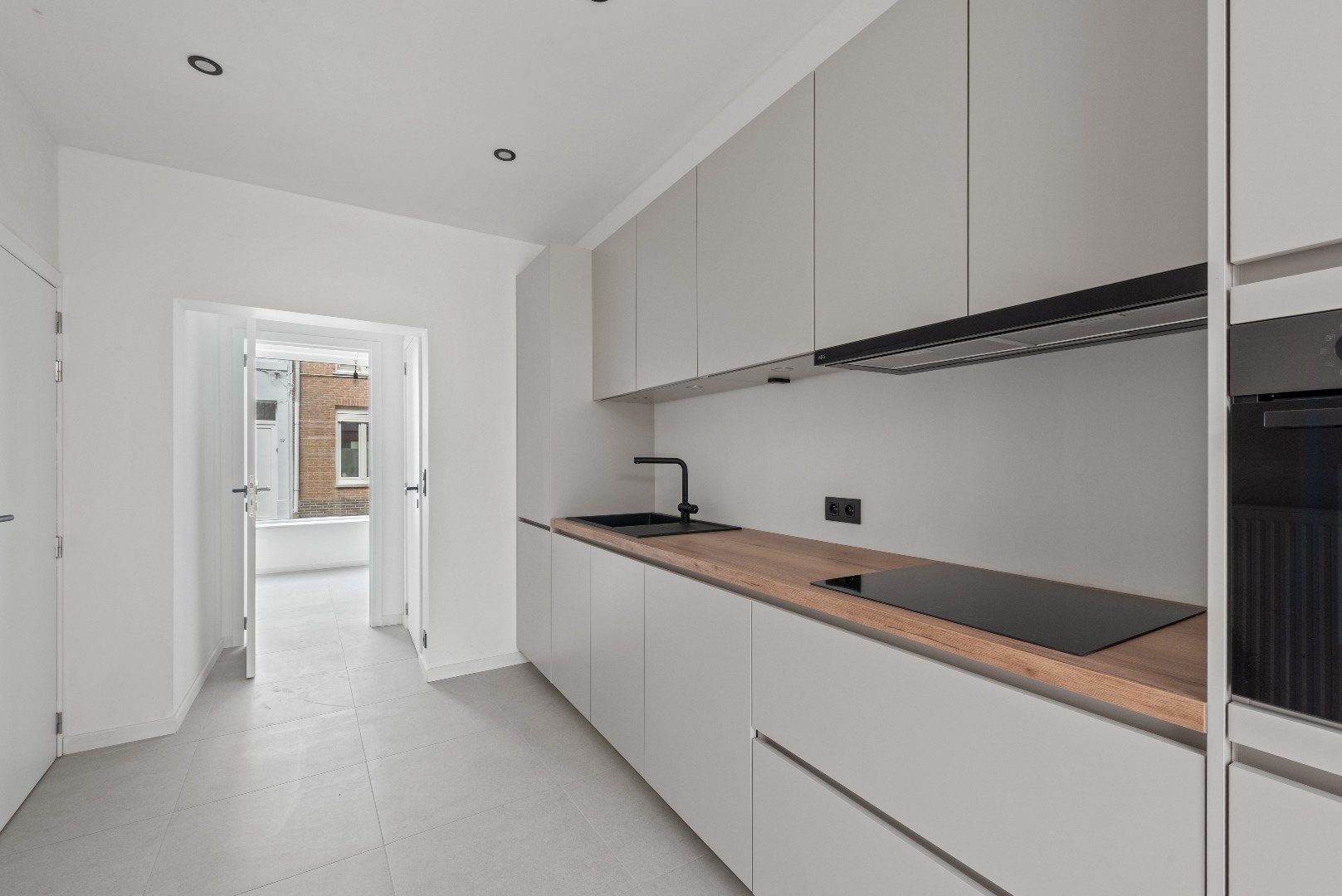 Mooi gerenoveerde rijwoning foto 12