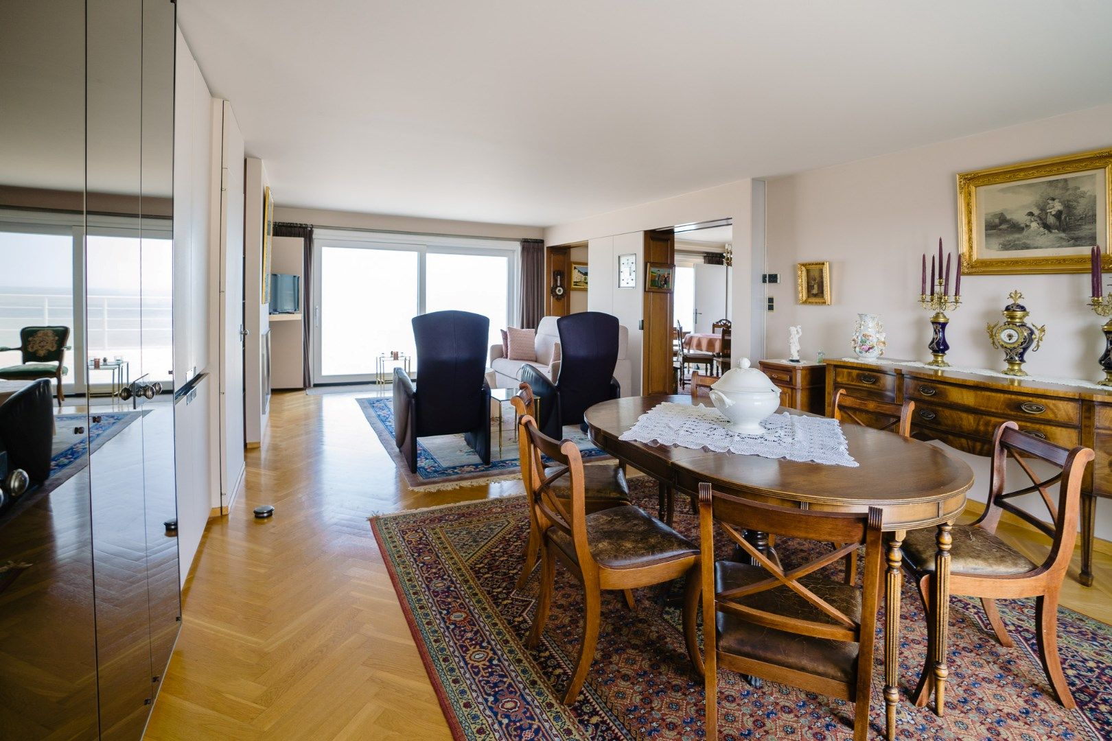 Unieke penthouse met frontaal zeezicht en ruim terras.  foto 8