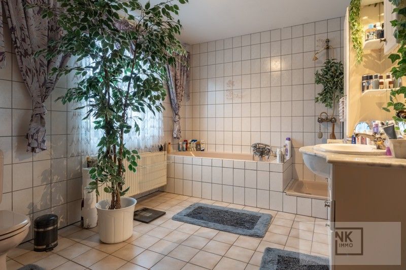 Charmante fermette woning met 4 slaapkamers, bureau en ruime werkplaats op een prachtig perceel in Arendonk! foto 29