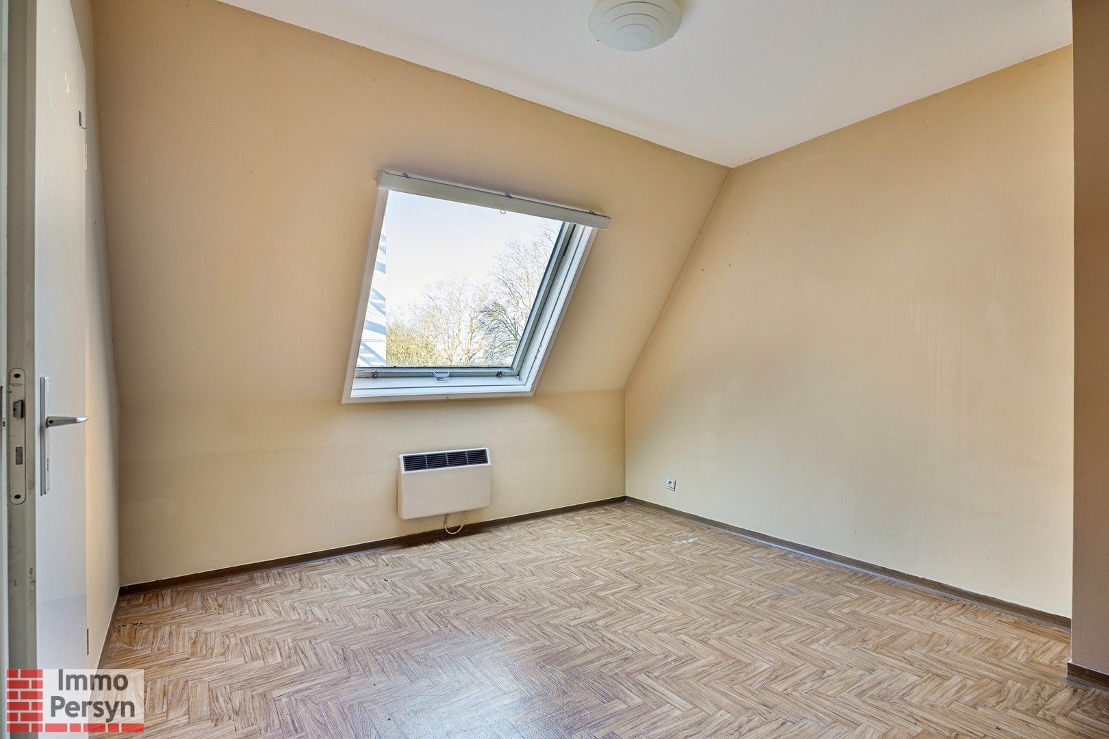 Unieke Renovatorkans: Centrale Ruimte in Aarschot met diverse mogelijkheden foto 5