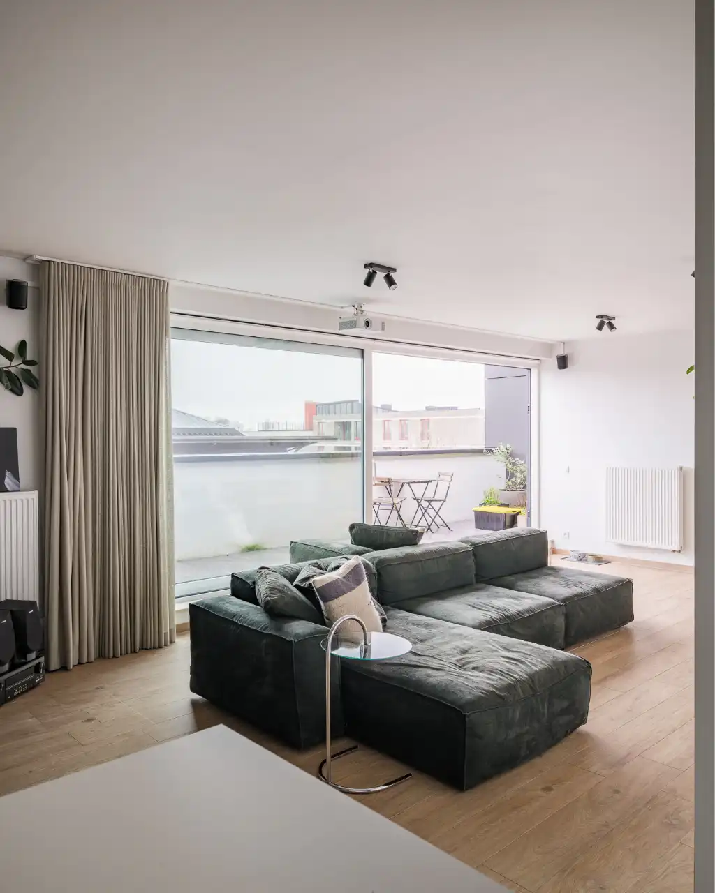 Ruim 3-slaapkamerappartement met zonnig terras in de Nieuwe Voorhaven. foto 6