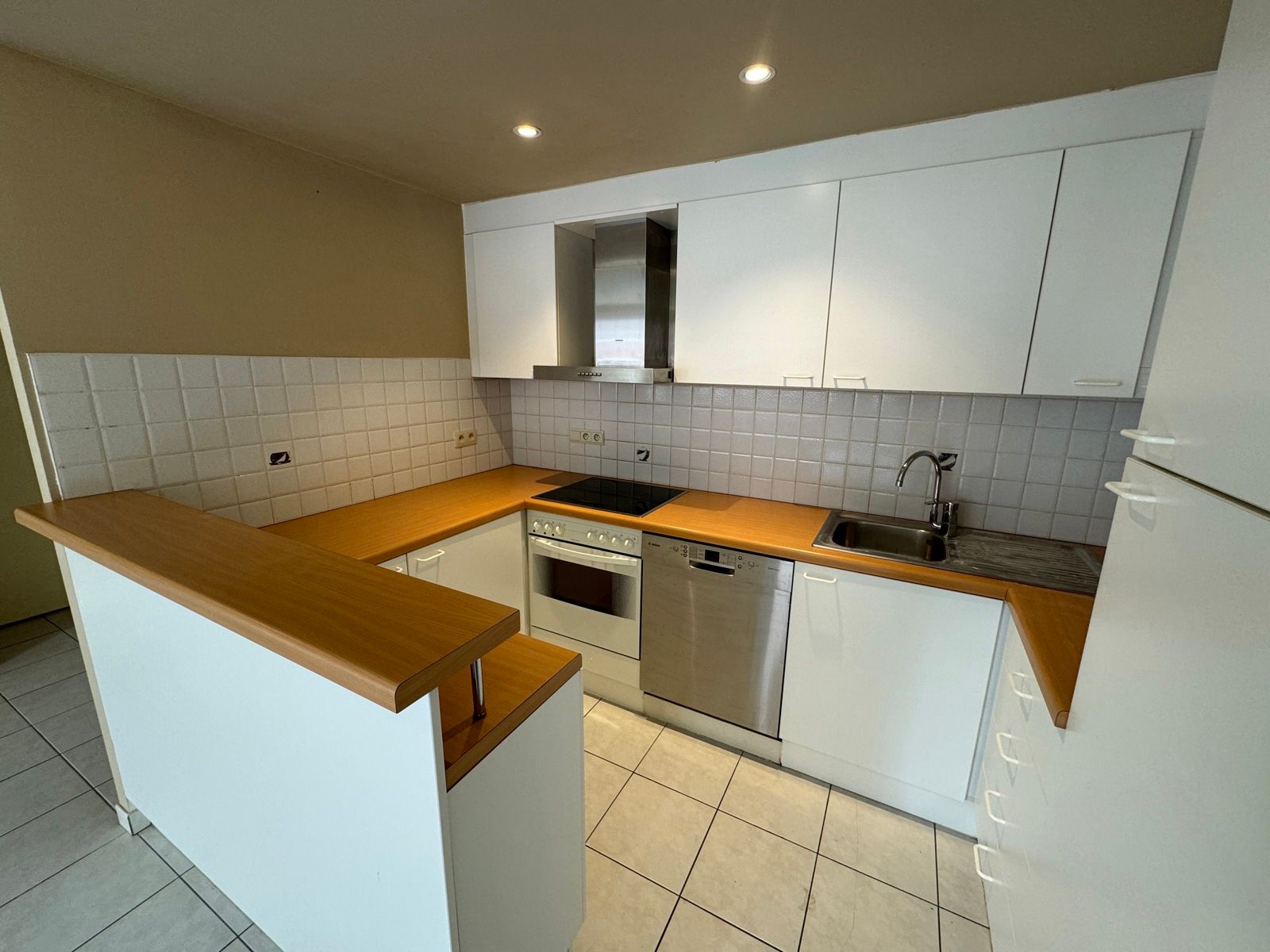 Goed gelegen appartement met 2 slaapkamers en staanplaats foto 4