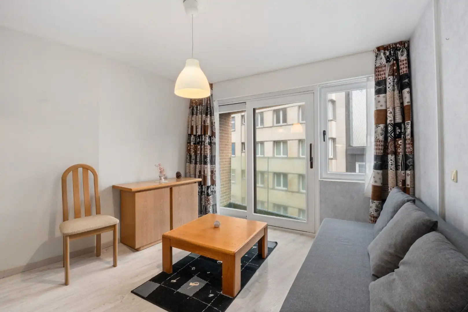 STUDIO MET ZIJDELINGS ZEEZICHT EN TERRASJE OP TOPLIGGING foto 3