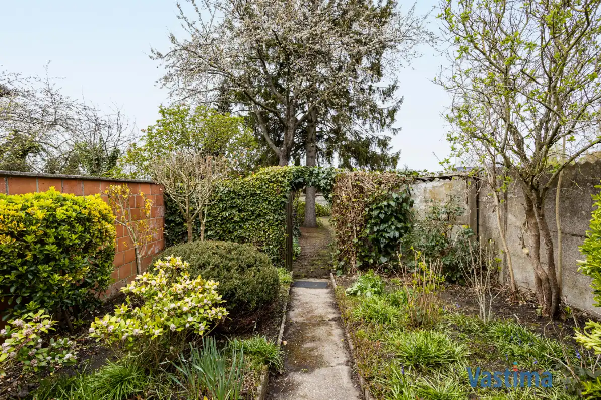 Te renoveren woning met tuin nabij OLV-Ziekenhuis foto 20