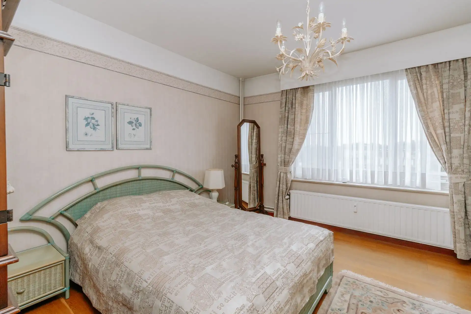 Ruim appartement op de 5de verdieping met autostaanplaats foto 10