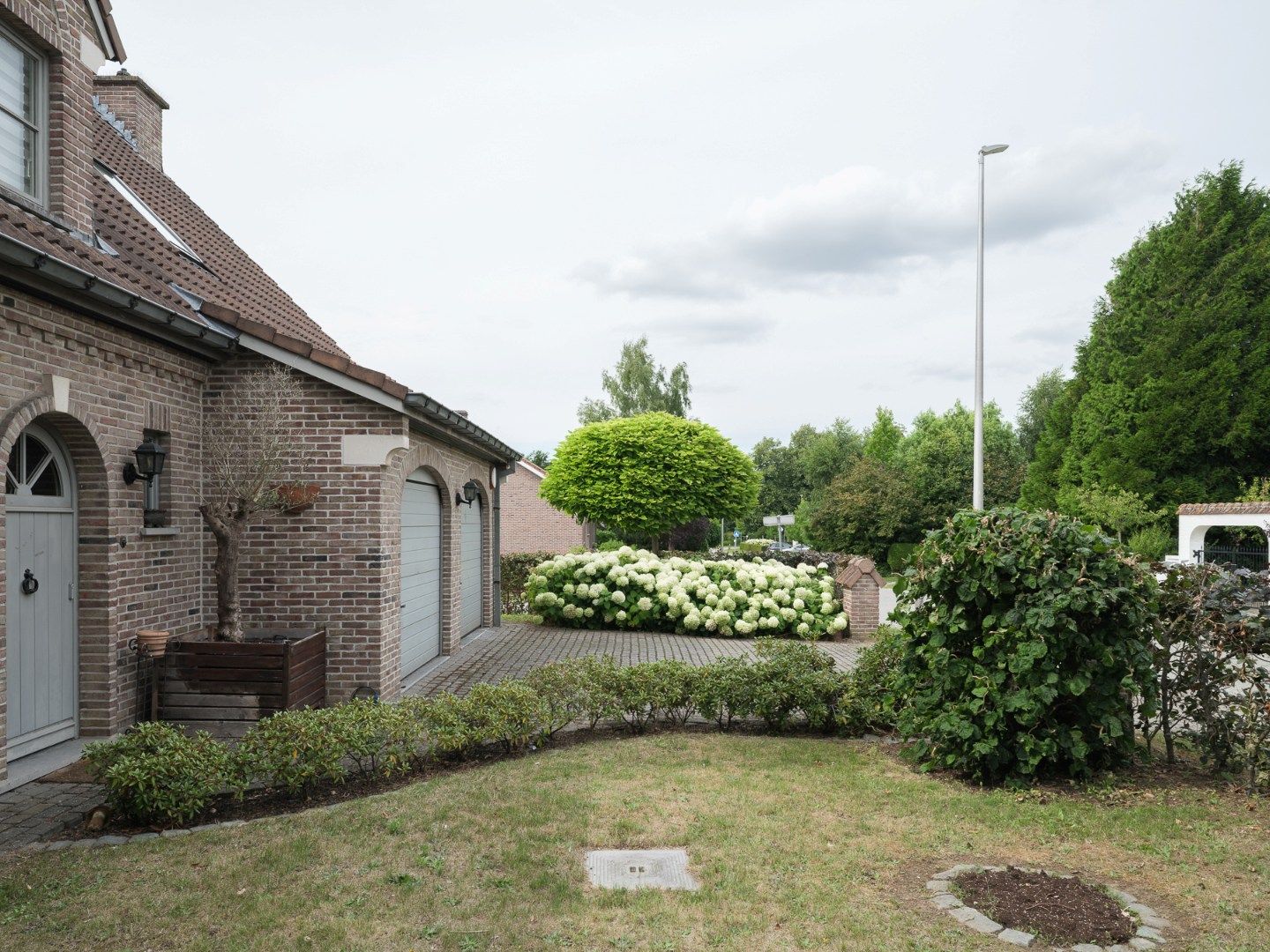 🔑 Instapklaar wonen in het hart van Laarne — stijlvol, ruim en perfect gelegen foto 22