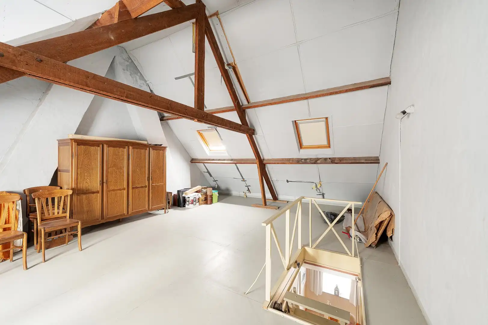 Zongerichte woning nabij zee en strand foto 22