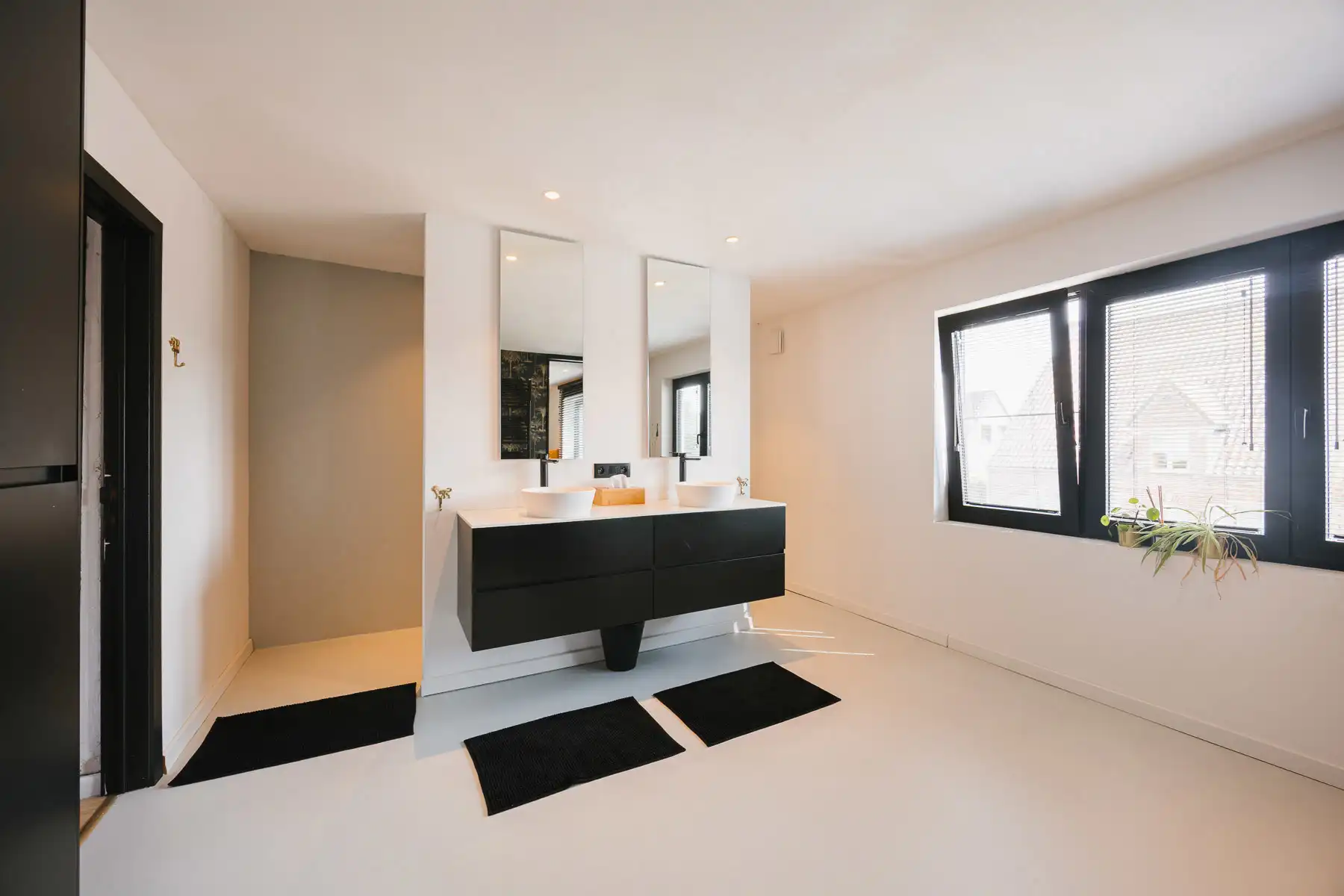 Charmante instapklare halfopen bebouwing op een toplocatie foto 20