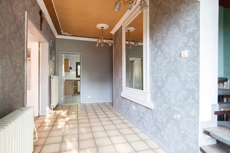 Interessant renovatieproject in groene omgeving op een knap perceel van bijna 12 are foto 8