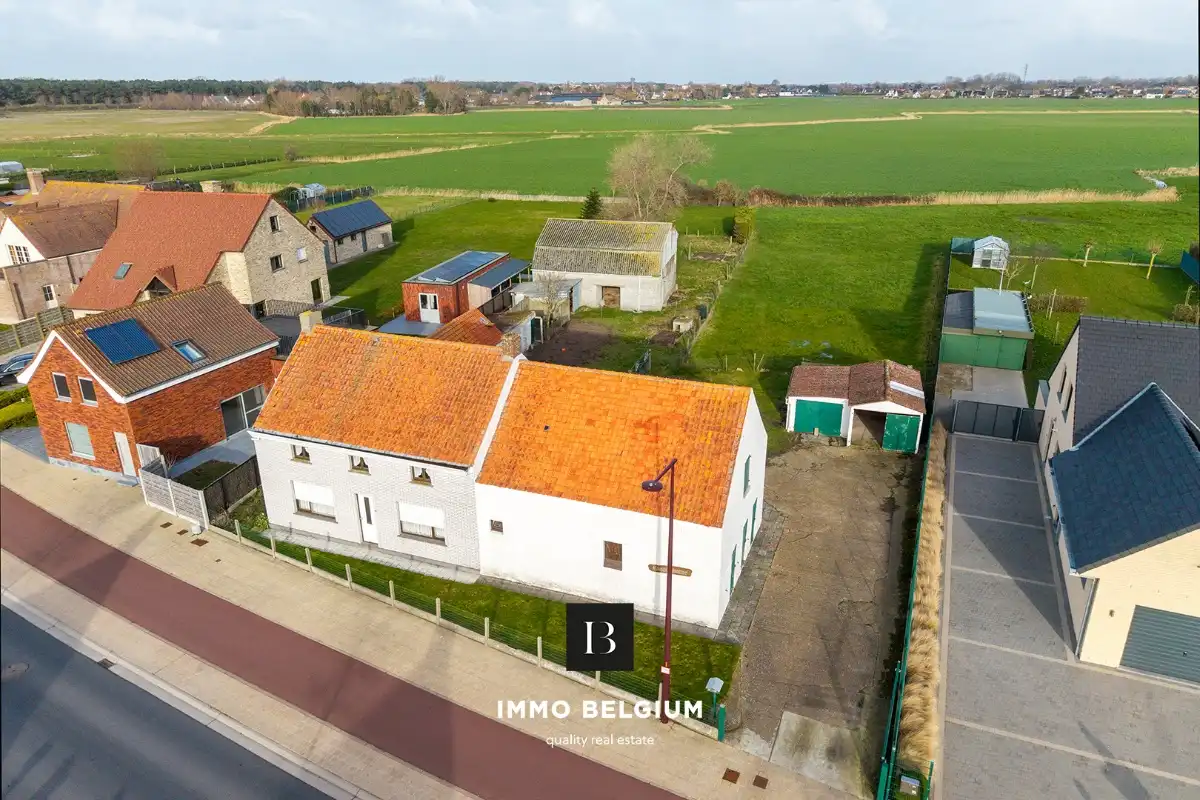 Te renoveren of te slopen hoeve in de Vosseslag foto 2