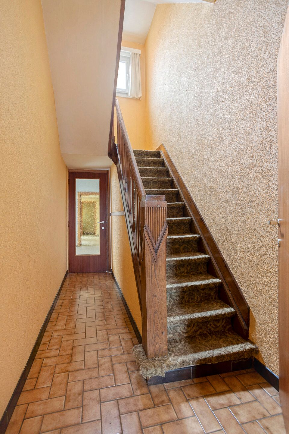 Charmante te renoveren woning met tuin en optionele garage foto 13