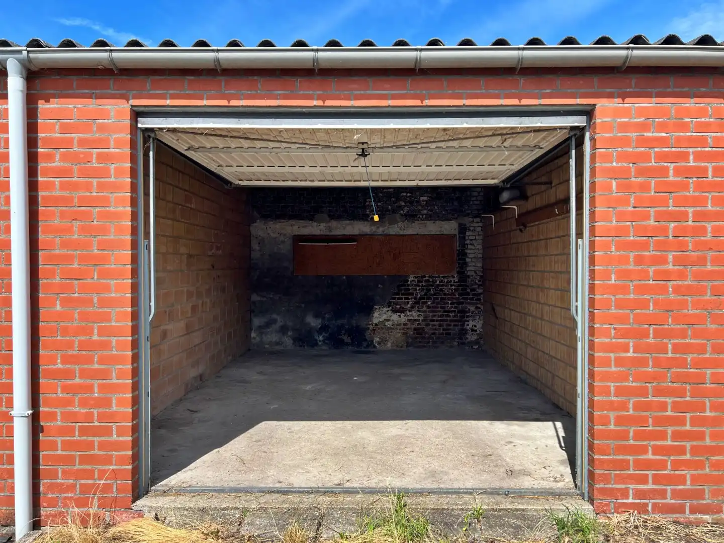 Gerenoveerde woning met 3 slaapkamers, tuin en garage foto 16