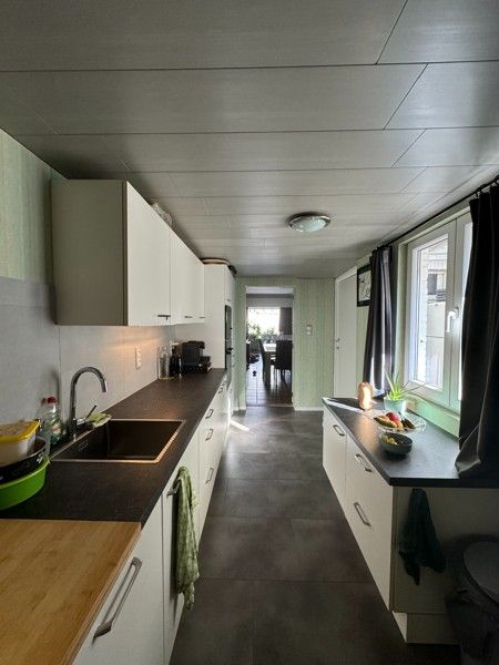 Gezellige woning met 2 slaapkamers en tuin. foto 18