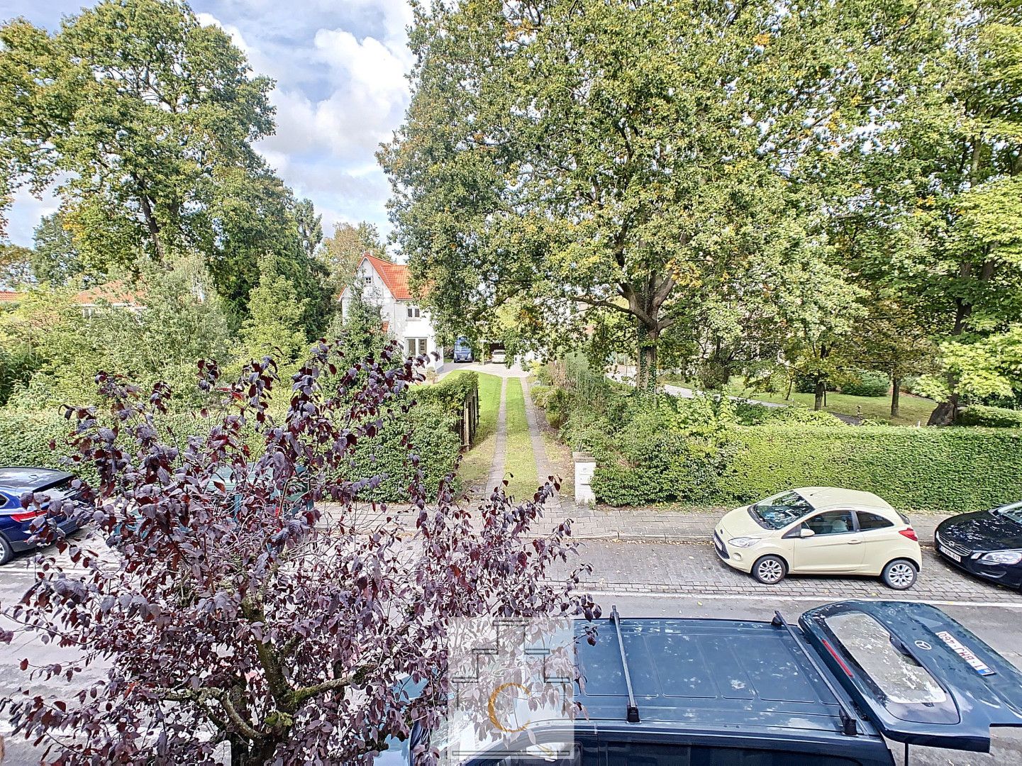 gerenoveerde rijwoning met zuidgerichte tuin voorraan St Andries foto 3