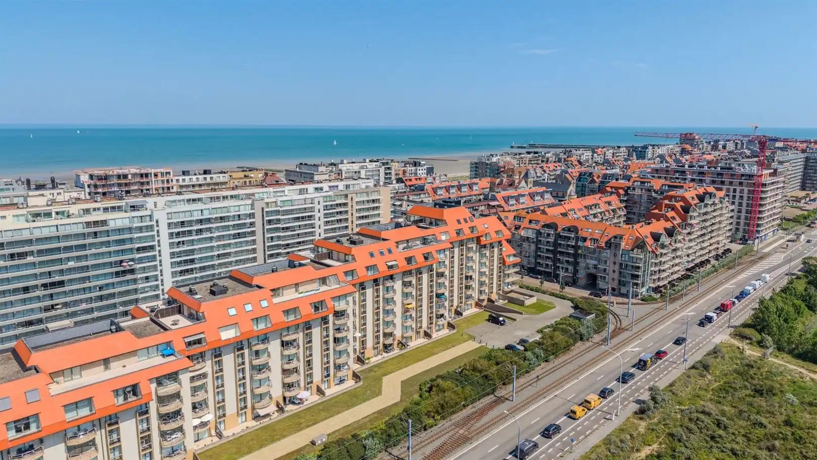 Prachtig zuidgericht appartement met zicht op duinen foto 2